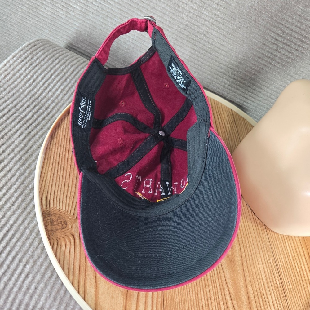 Harry Potter Unisex OSFM‎ Burgundy Hogwarts Alumni Embroidered Baseball Hat - Picture 6 of 8